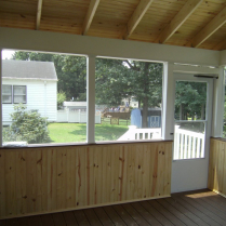 Screened Room with knee wall